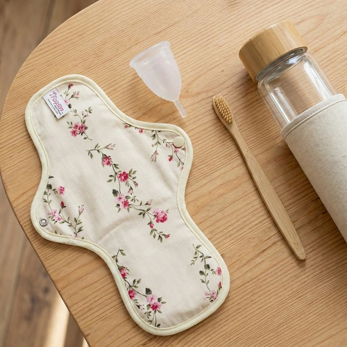 Maxim® – Organic Cotton Reusable Winged Pads, Subscription, in Lite/Medium/Heavy/Ultra Absorbencies, in 18.0x(17.5, 22, 25.5, 29.5, 33, 39 cm) Dimensions, Single Pack